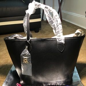 BWorking Bag brand new Black and Gold, one size